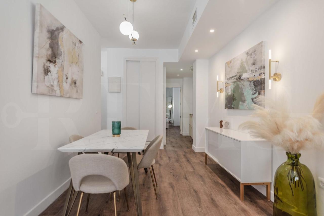 Designed Minimalist Apartment - Malaga Center By Rems Esterno foto