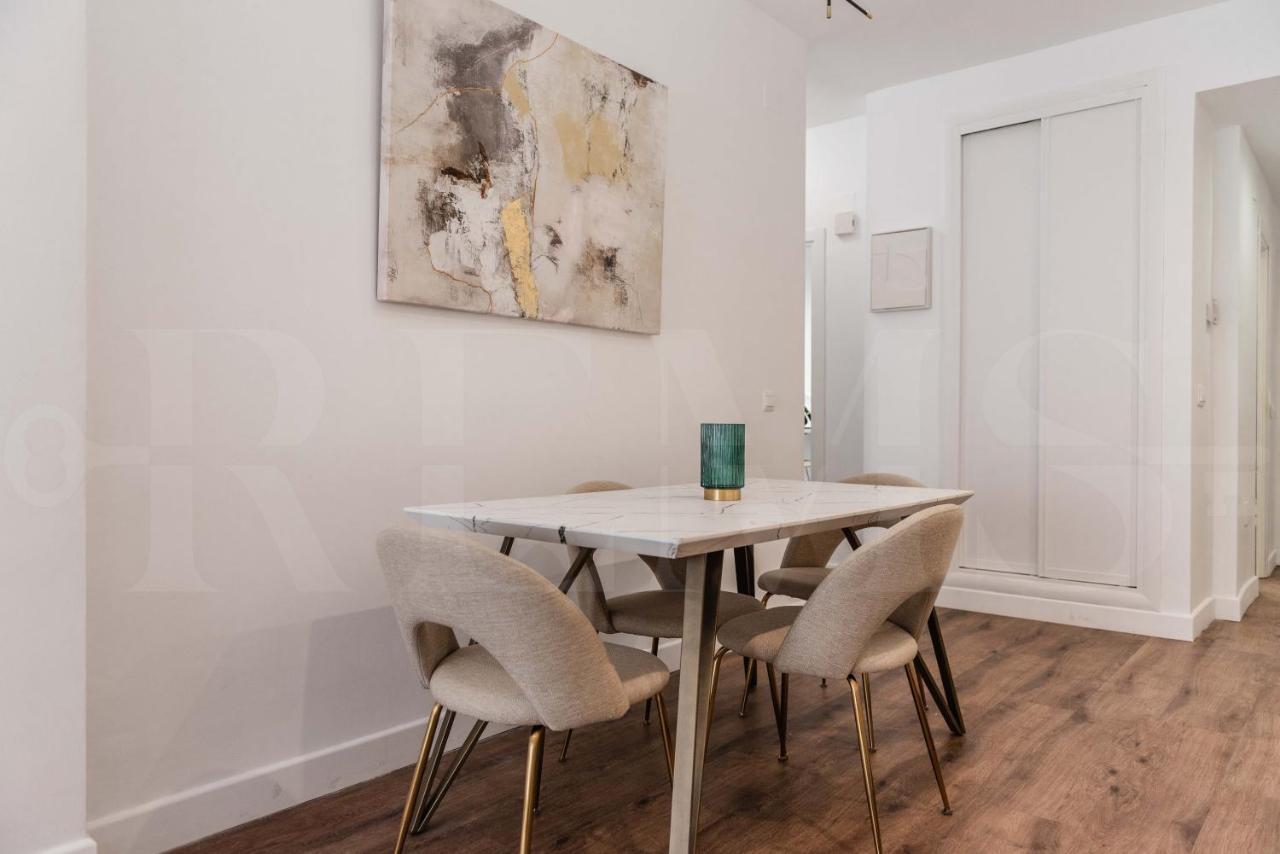 Designed Minimalist Apartment - Malaga Center By Rems Esterno foto